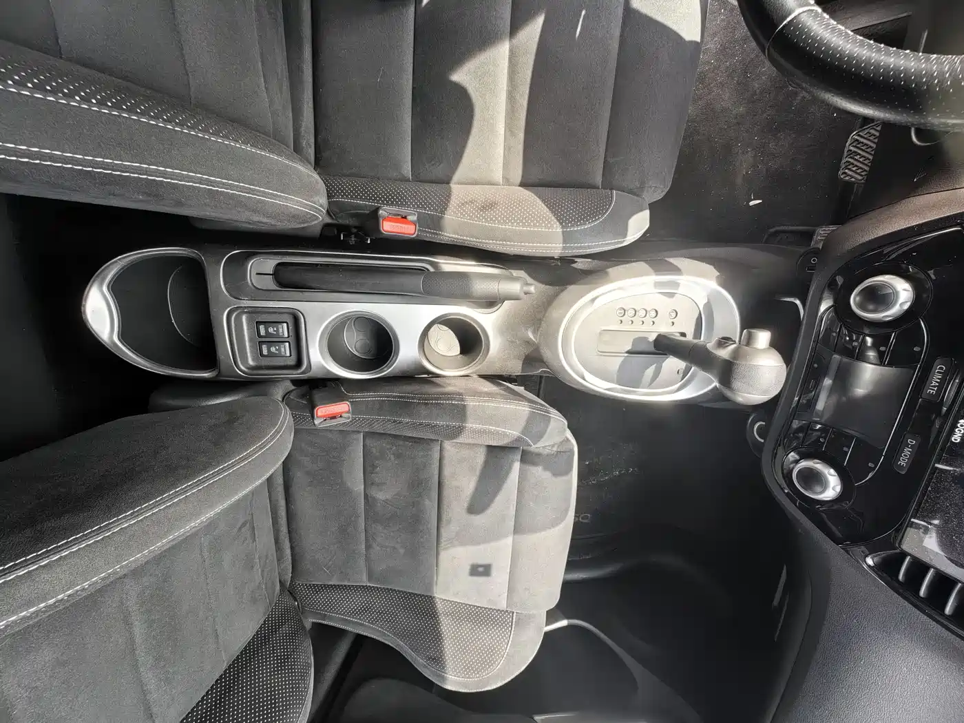 INFINITI ESQ