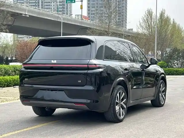 Li Auto IDEAL L8