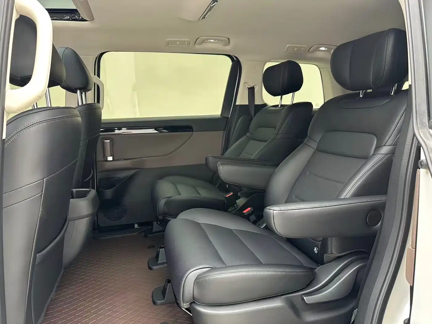 GAC Trumpchi Trumpchi E8 NEV 2024 150km PRO фото 4