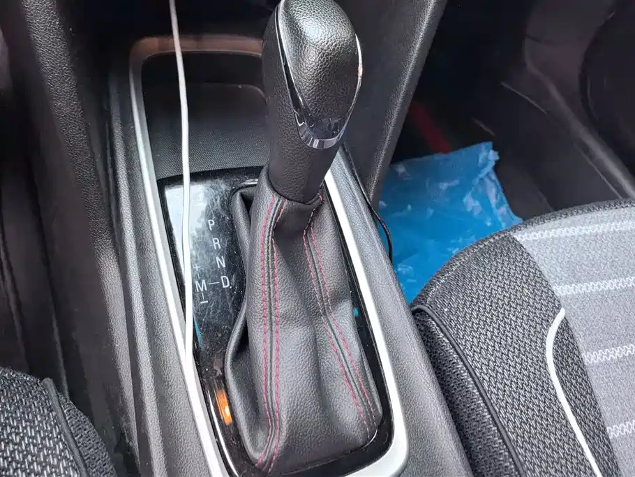 Chevrolet Monza 2019 Redline 320T DCT Joy Edition China VI фото 16