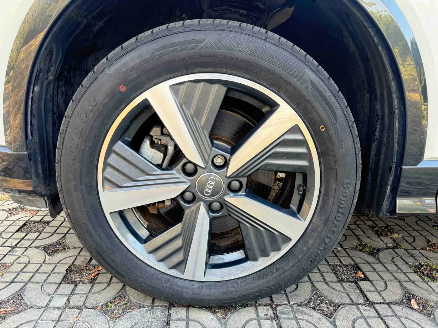 Audi Q2L e-tron 2019 Q2L e-tron Pure Electric Smart Cool Edition фото 21