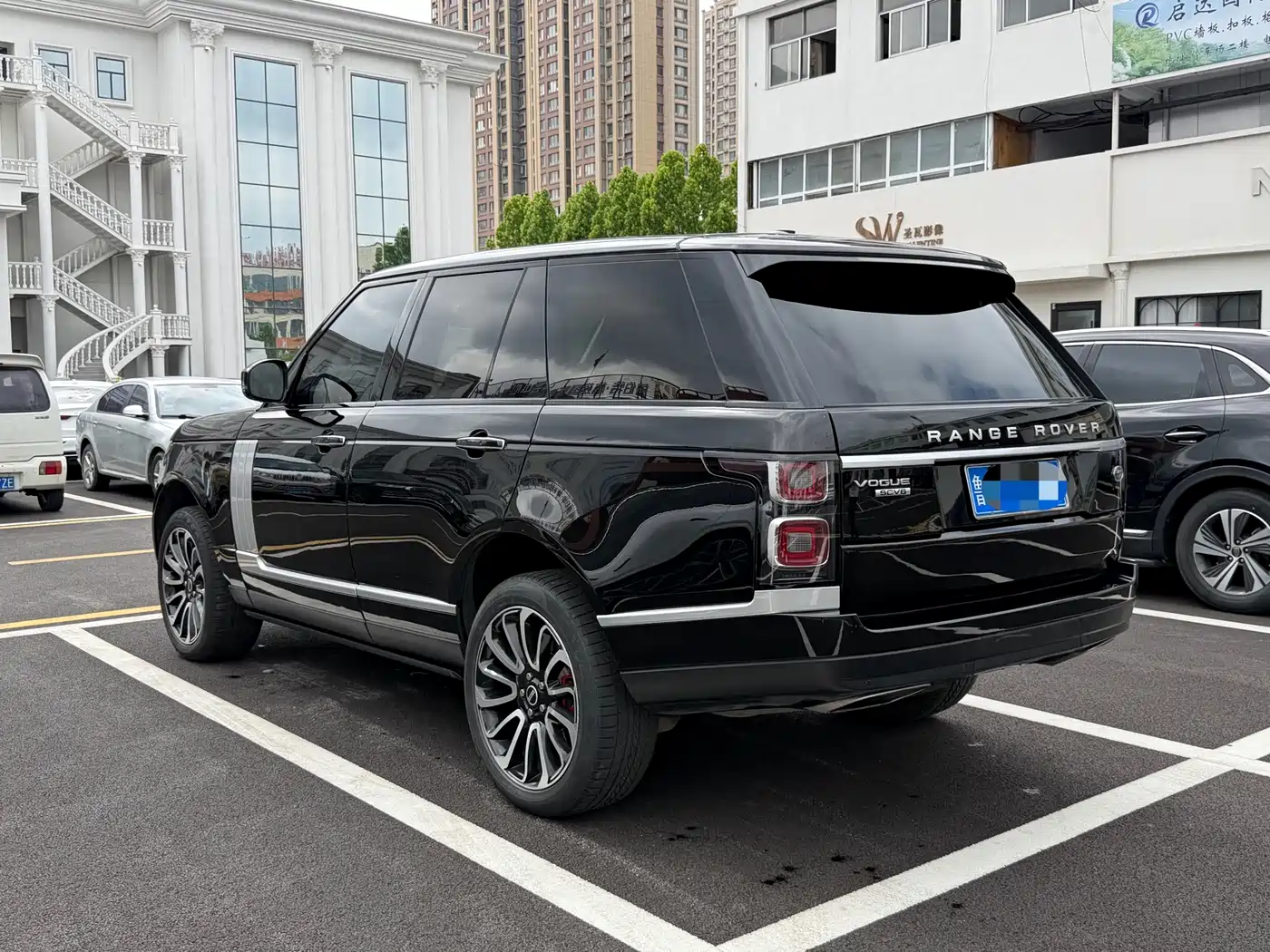 Land Rover Range Rover 2015 3.0 SC V6 Vogue фото 8