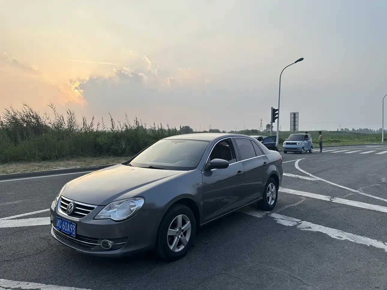 Volkswagen Bora 2011 1.6L Automatic Fashion