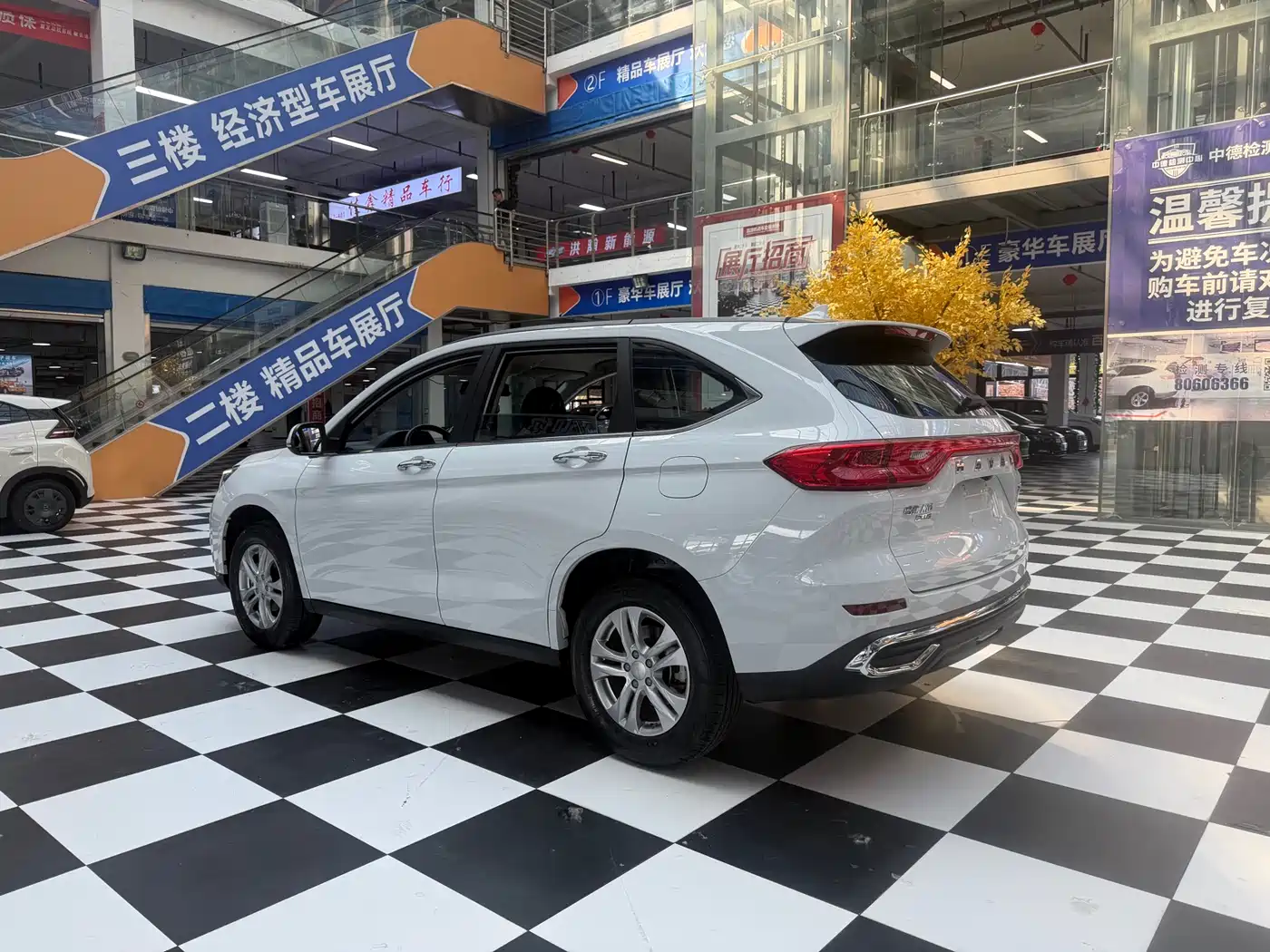 Haval M6 2023 PLUS 1.5T DCT Elite Smart Connect фото 7