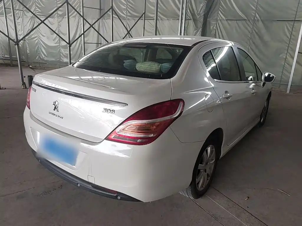 Peugeot 308 2015 2014 Model Joy Edition Classic 1.6L Manual Superior Style