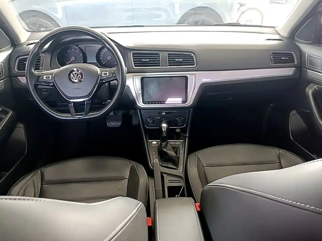 Volkswagen Lavida Tour 2018 2017 230TSI DSG Comfort Edition