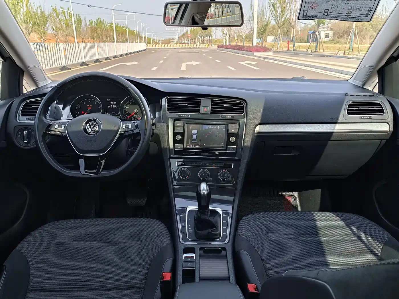 Volkswagen Golf 2018 230TSI Automatic Comfort фото 15
