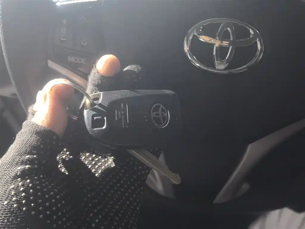 Toyota Vios 2022 1.5L 20th Anniversary Edition фото 17