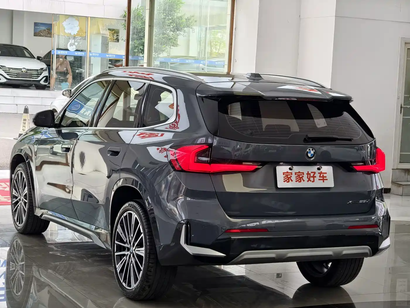 Фото 16 - BMW X1