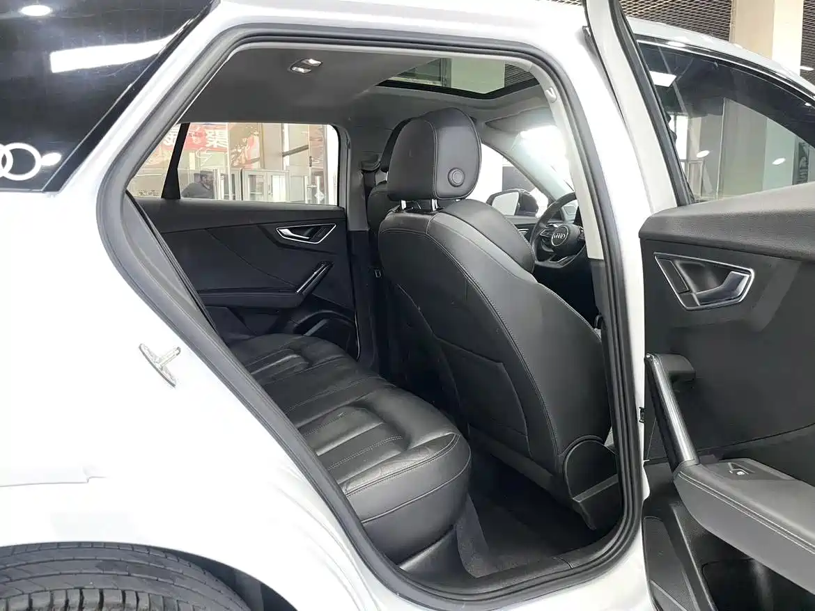 Audi Q2L 2022 35 TFSI Fashion Dynamic фото 13
