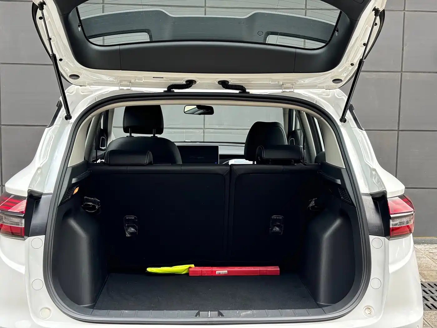 Geely Coolray 2025 2025 1.5L CVT Super Edition