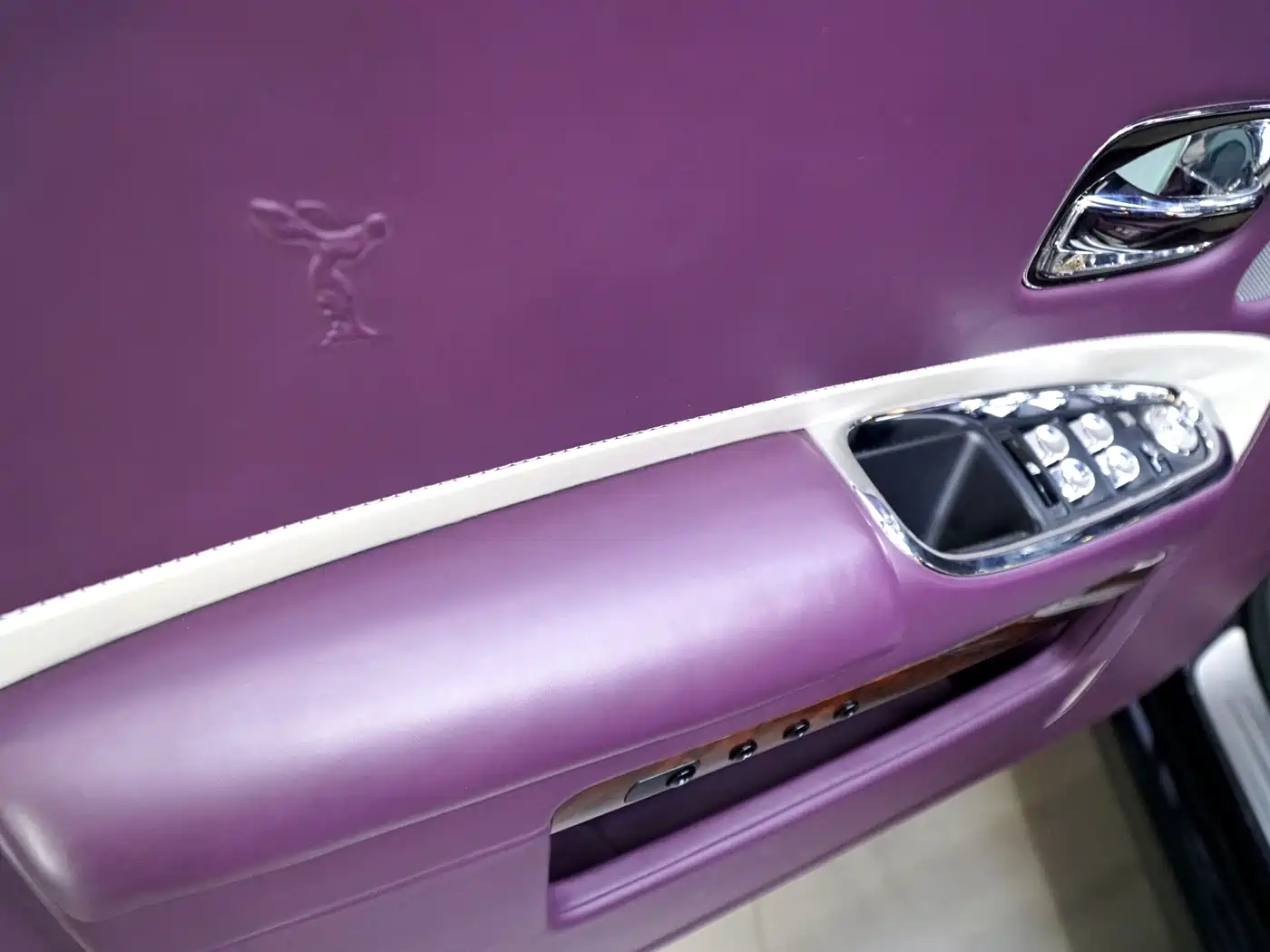Фото 19 - Rolls-Royce Ghost