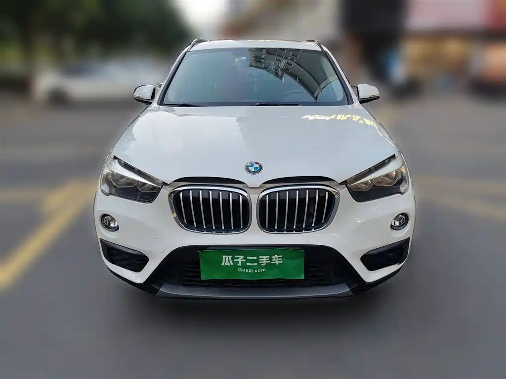 BMW X1 2019 sDrive18Li Fashion Model фото 24