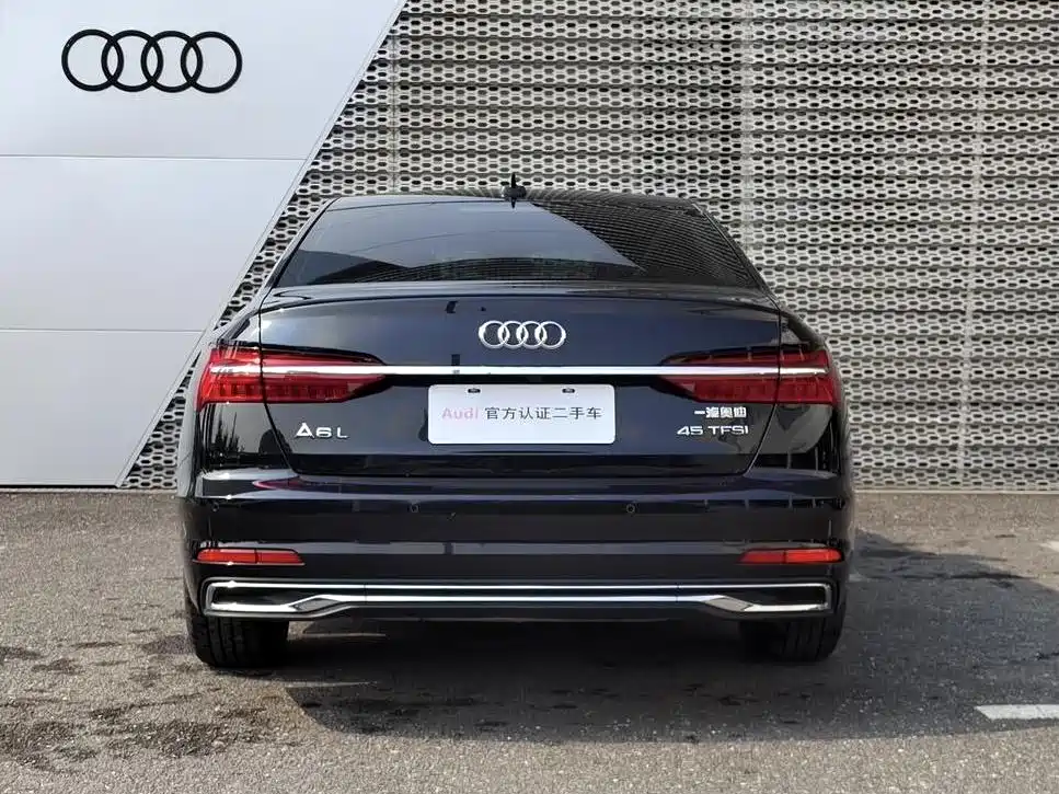 Audi A6L 2023 45 TFSI Premium Selection Elegance фото 5