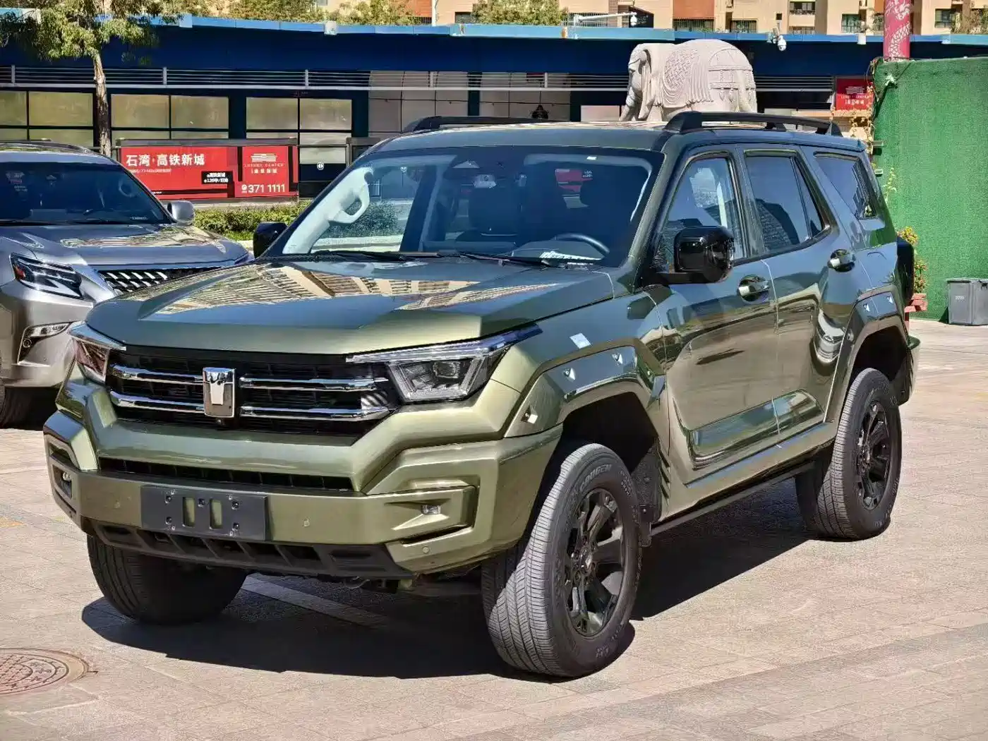 Tank 400 New Energy 2024 Hi4-T Off-Road Edition фото 3