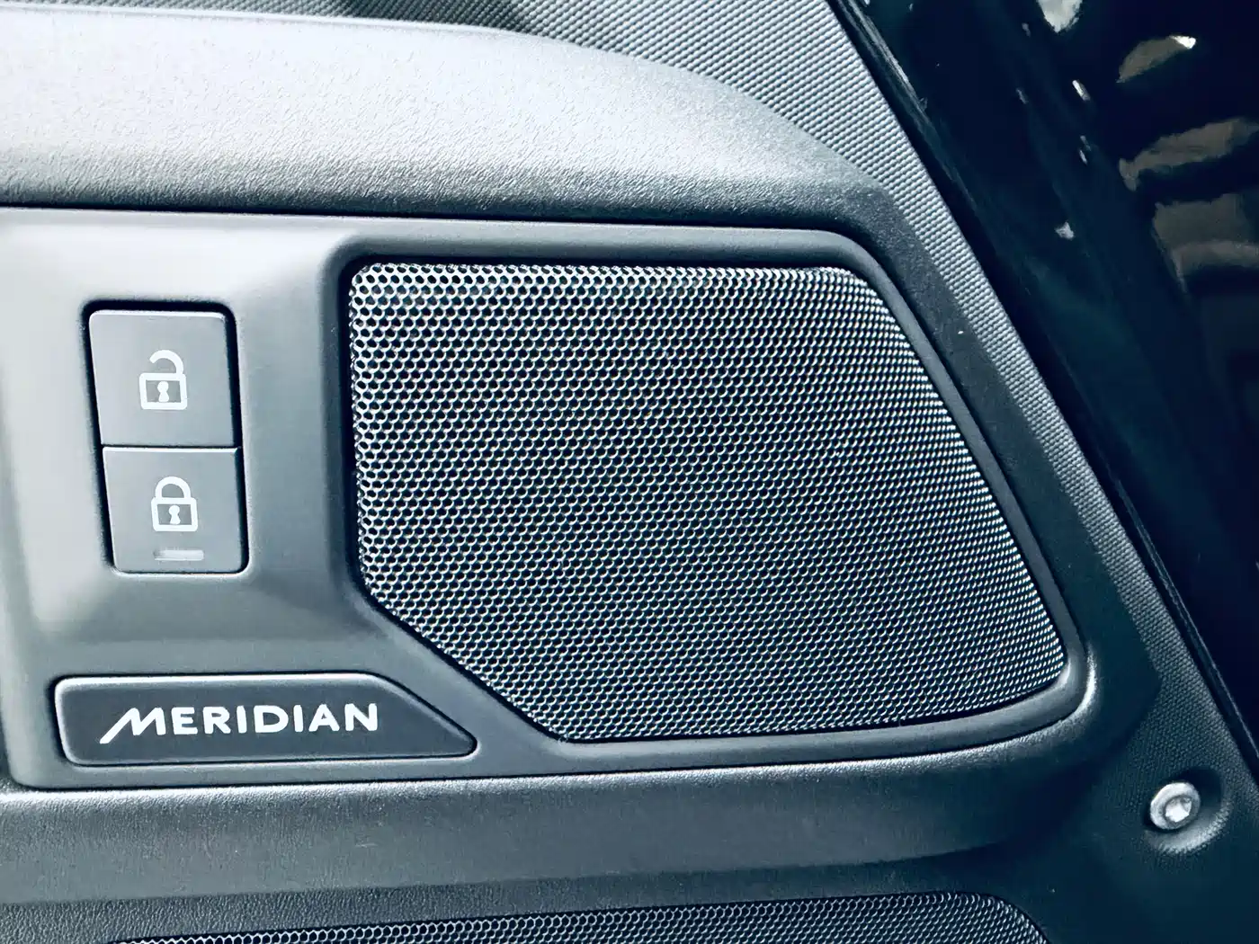 Land Rover Defender 2025 2025 110 3.0T P400 -Dynamic HSE