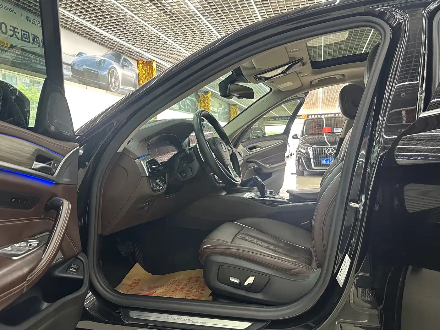 BMW 5 Series 2020 530Li Leading Luxury Package фото 9