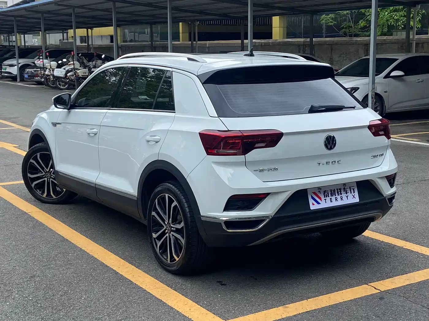 VOLKSWAGEN T ROC EXPLORING SONGS