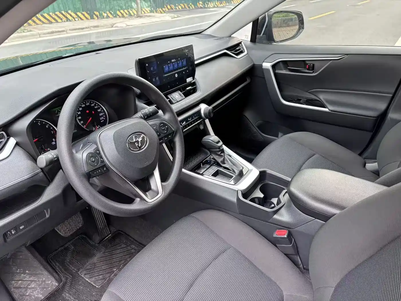 TOYOTA RAV4 RONGFANG