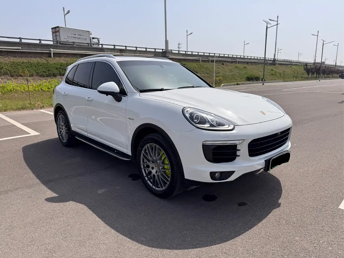 Porsche Cayenne New Energy 2016 Cayenne S E-Hybrid 3.0T фото 3