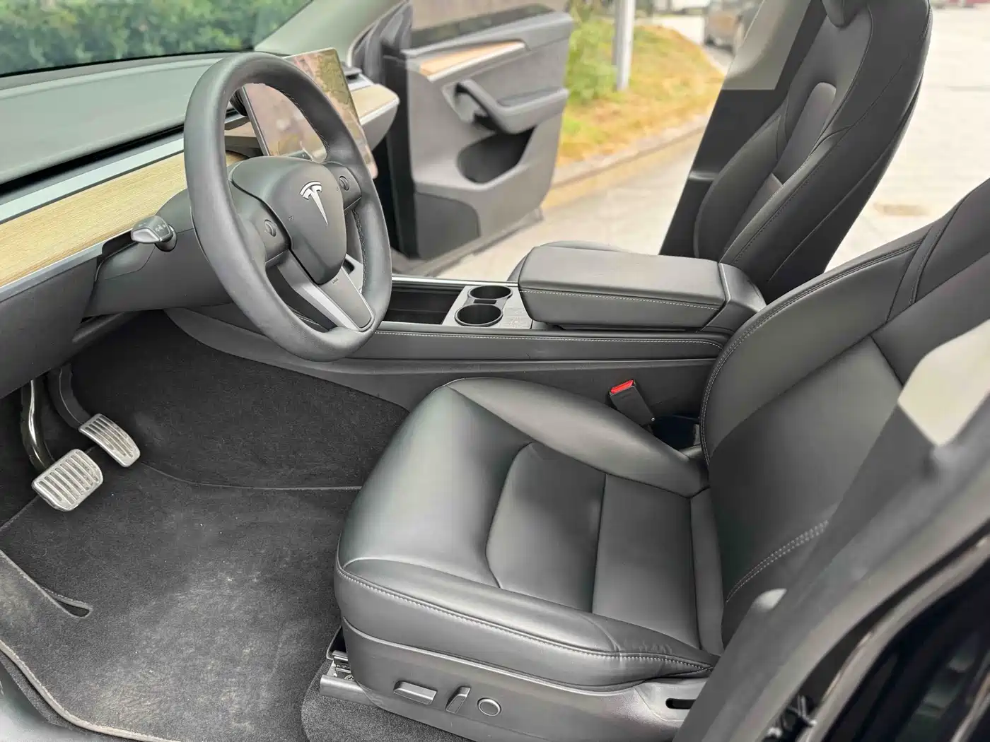 Tesla Model Y 2021 Standard Range Rear-Wheel Drive фото 6