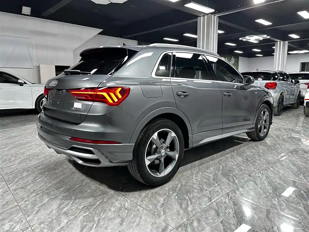 Audi Q3 2022 35 TFSI Fashion Dynamic фото 9