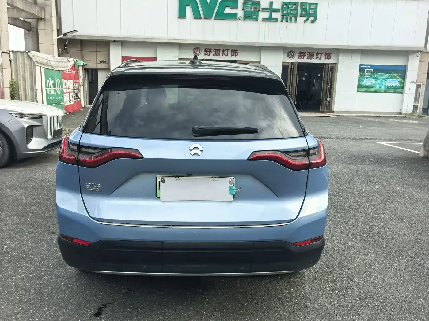 NIO ES8 2018 2018 Founder Edition
