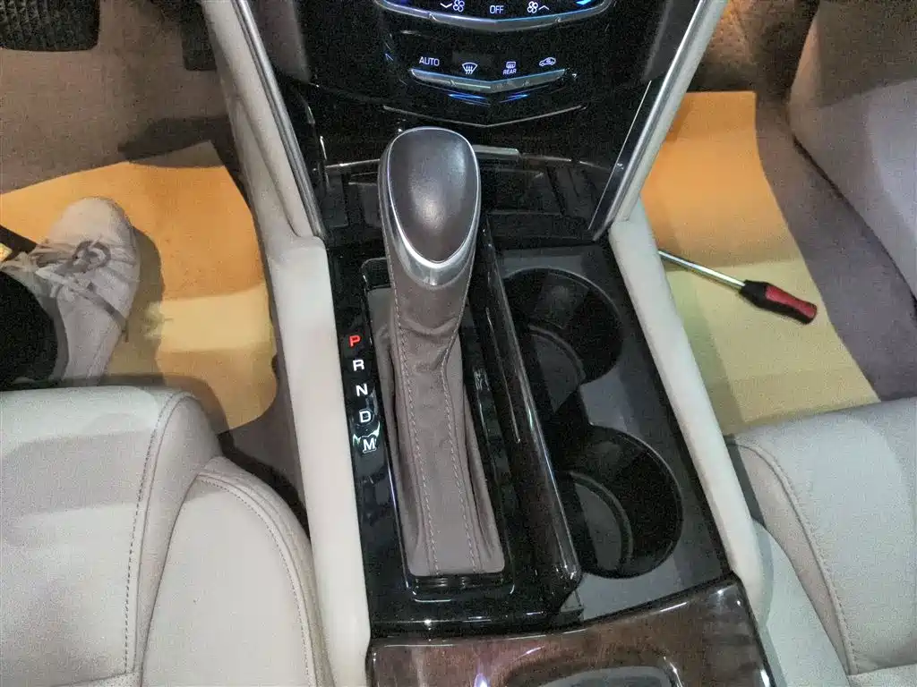 Cadillac XTS 2016 28T Technology фото 14