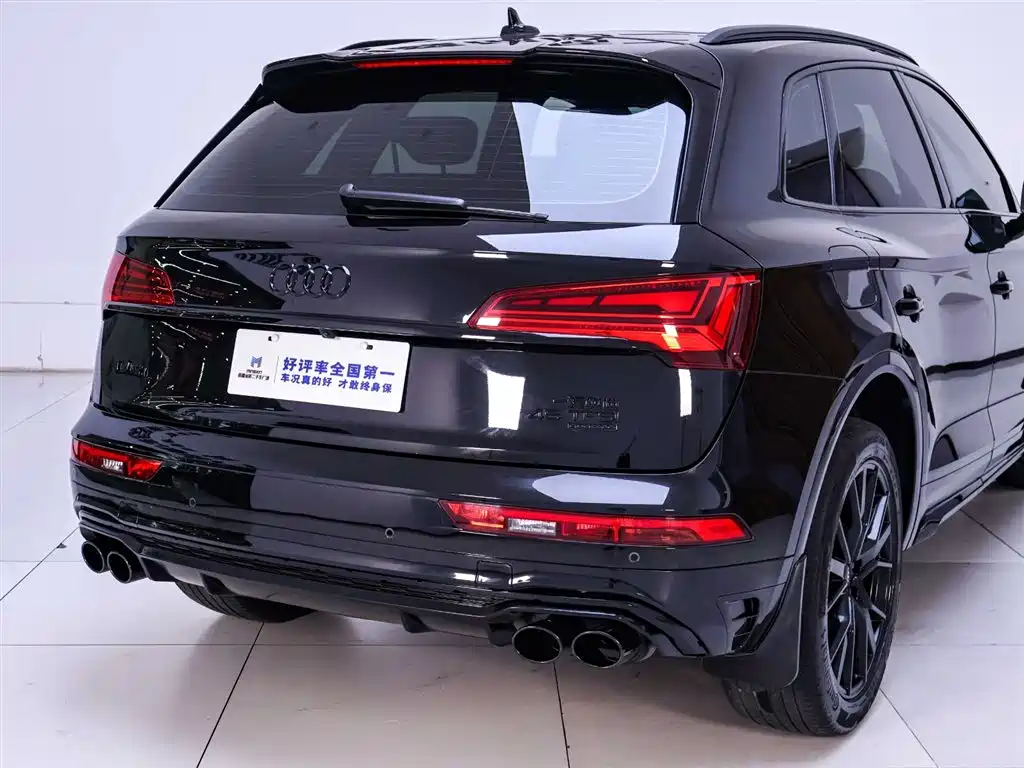 Audi Q5L 2024 Model 40 TFSI Luxury Dynamic фото 8