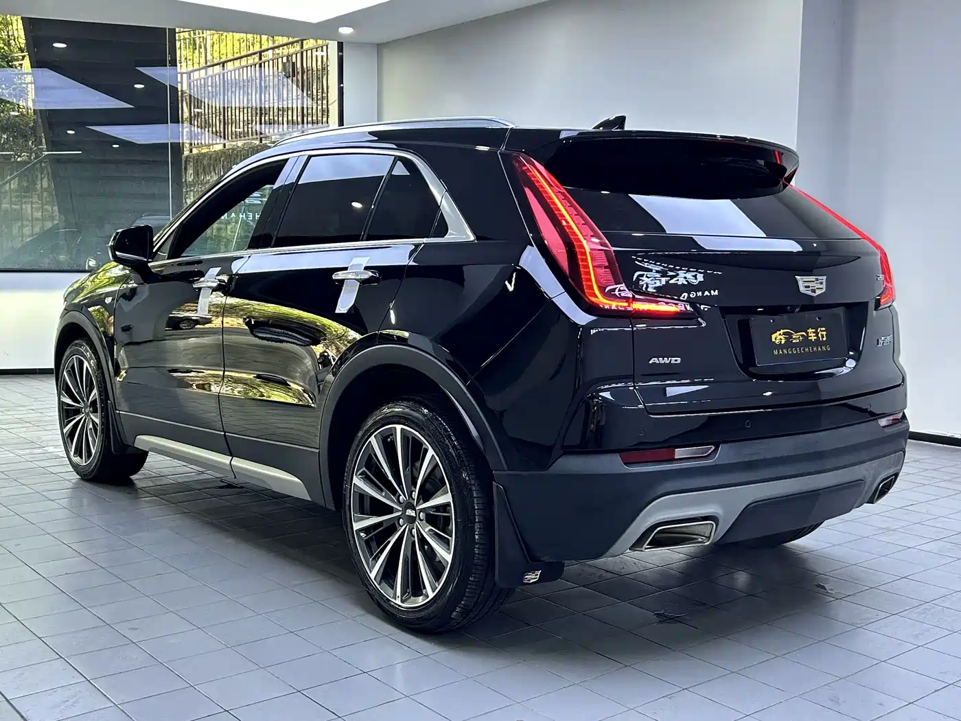 Cadillac XT4 2018 28T AWD Platinum Edition фото 9
