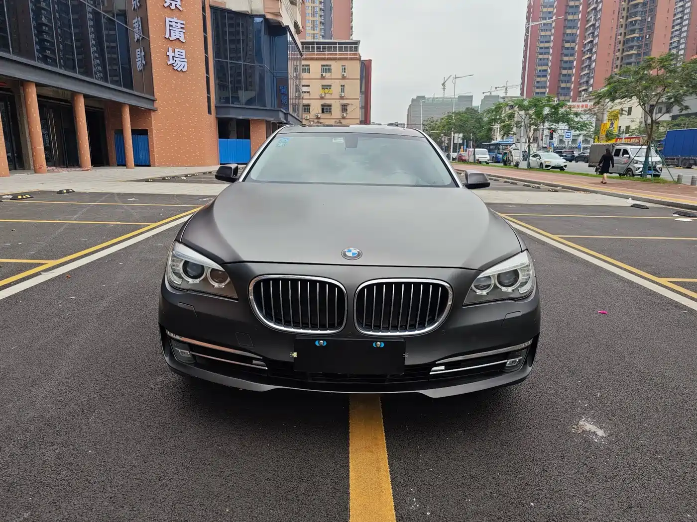 BMW 7 Series 2014 730Li Premium фото 2