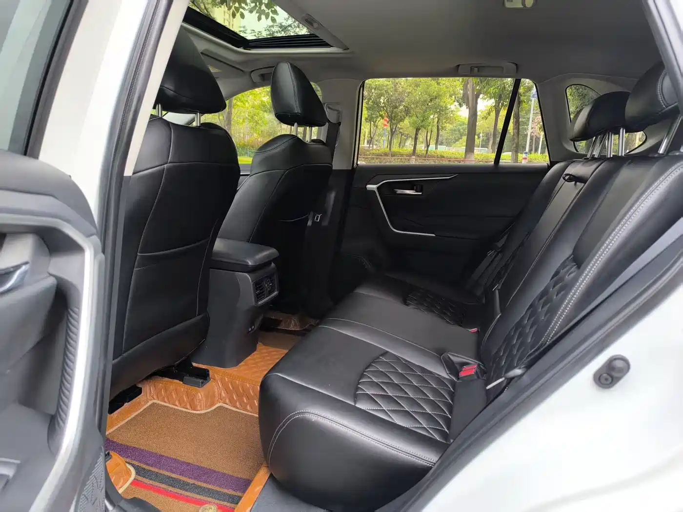Toyota RAV4 Rongfang 2021 2.0L CVT 4WD Trend фото 11