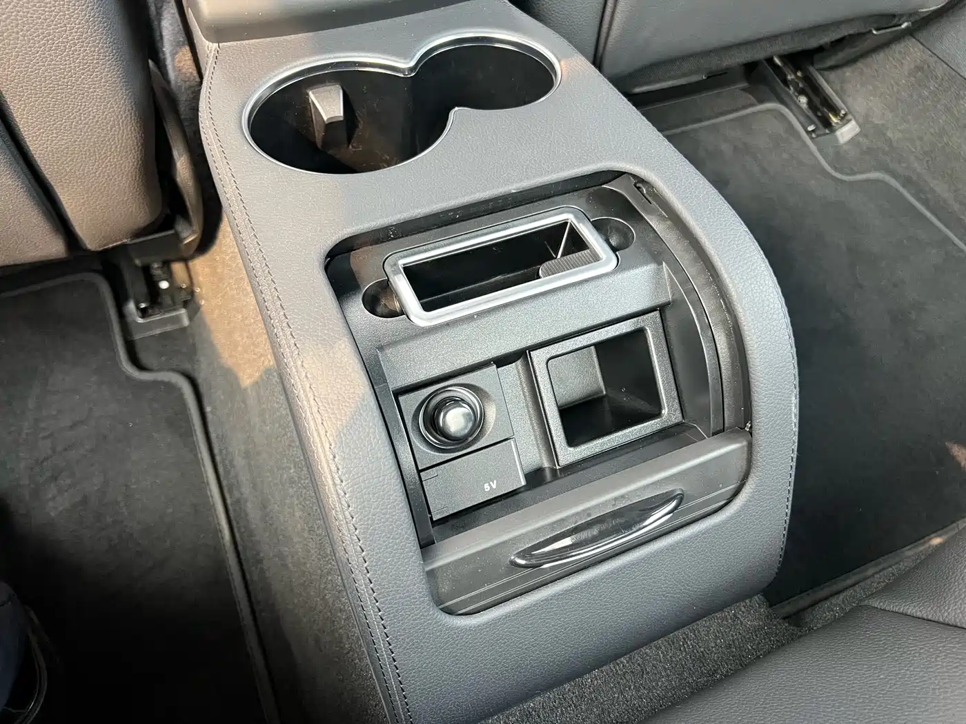 Mercedes-Benz E-Class 2015 Facelift E 260 L Sport фото 40
