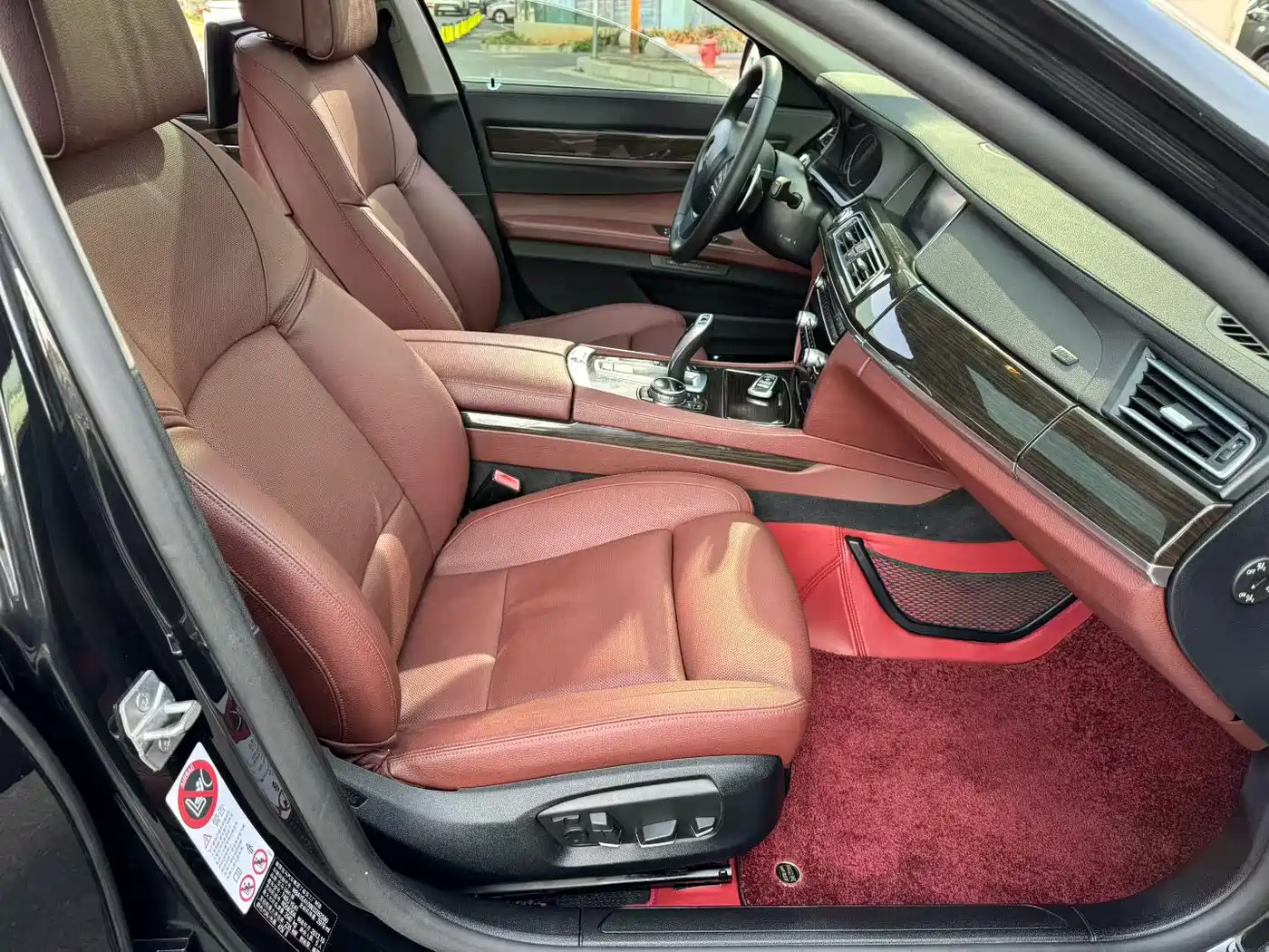 BMW 7 Series 2013 Model 740Li Leading фото 8