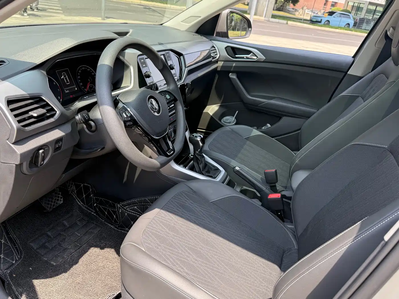 Volkswagen T-Cross 2020 280TSI DSG Comfort Edition фото 22