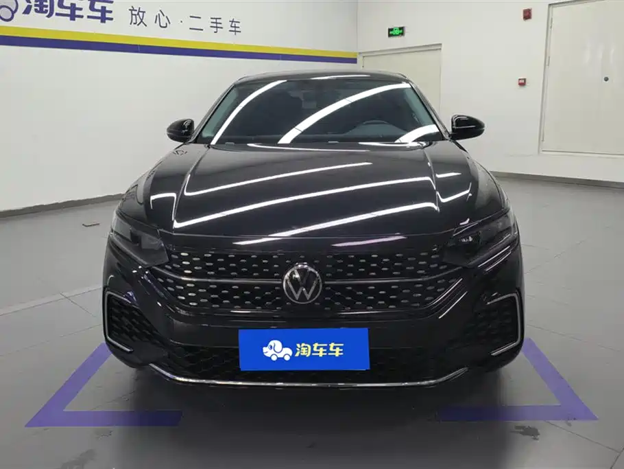 Volkswagen Passat 2023 Facelift 330TSI Starlight Elite Edition фото 2