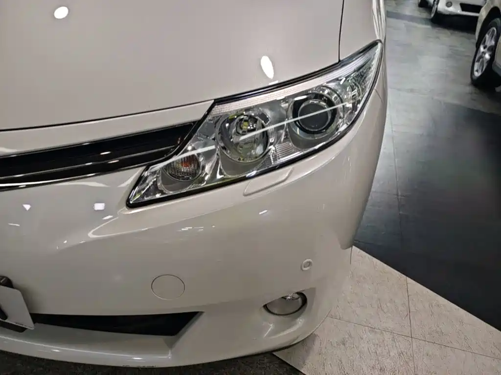 Toyota Previa 2018 2012 2.4L 7-Seater Luxury Edition