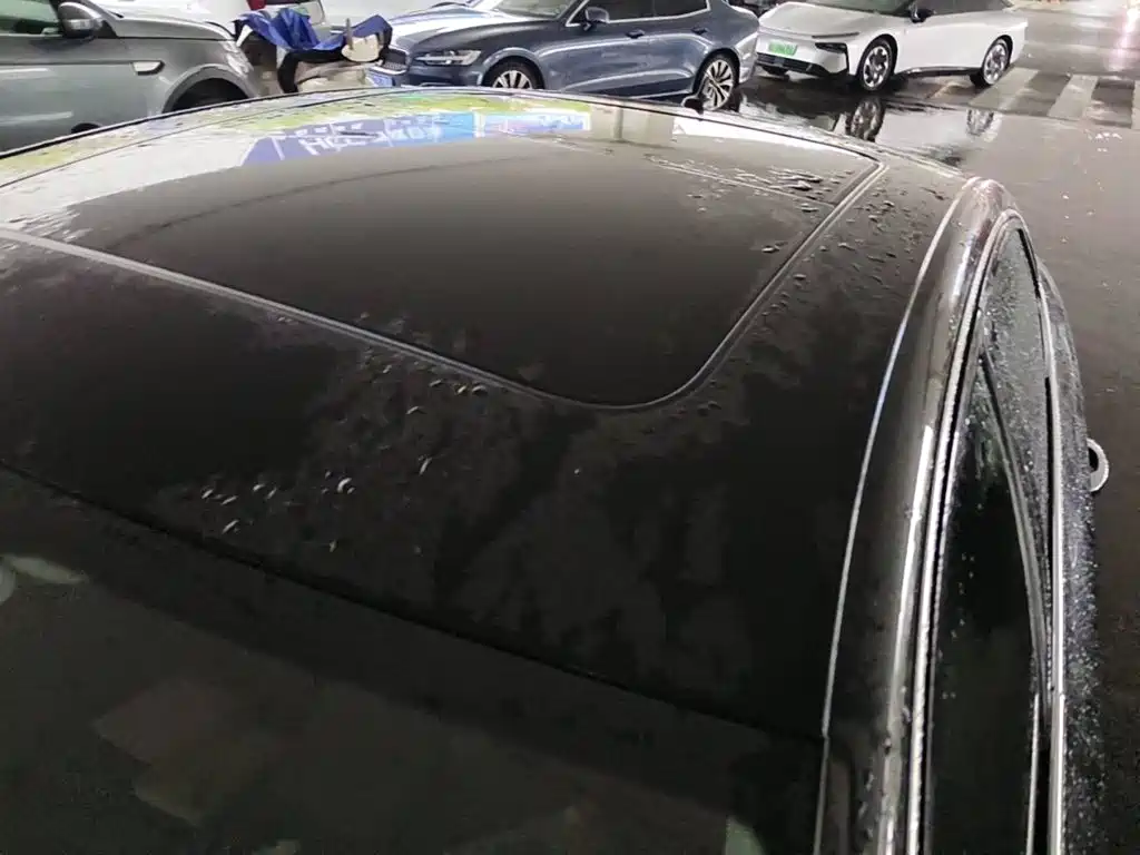 Фото 5 - Audi A6L