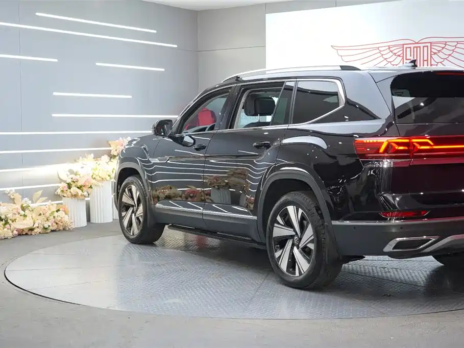 Volkswagen Teramont 2024 380TSI 4WD Prestige Luxury Edition фото 3