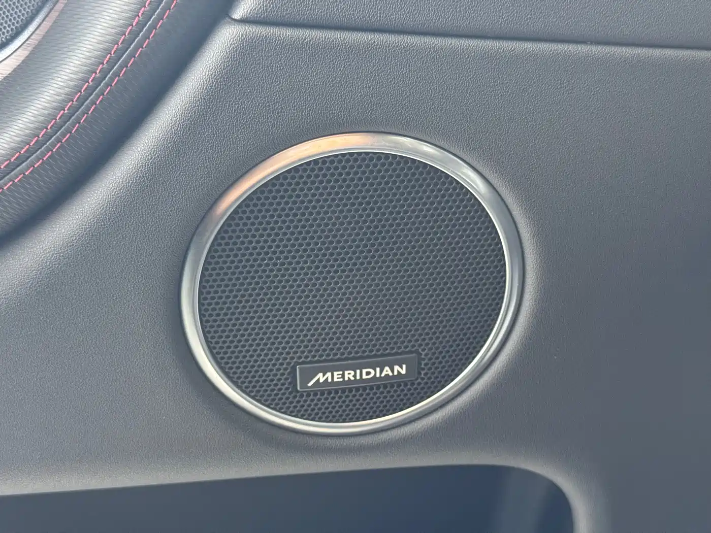 LAND ROVER DISCOVER SPORTS