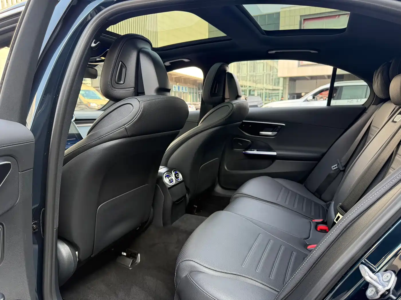 Mercedes-Benz C-Class 2023 C 260 L Sport фото 21
