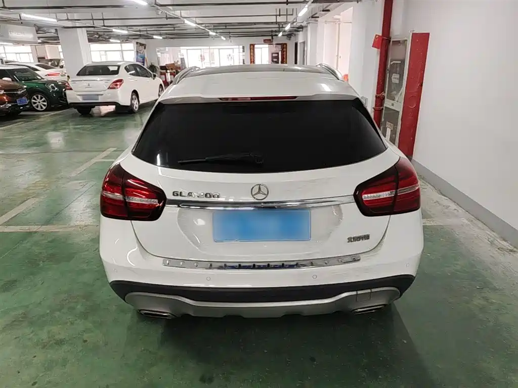 Mercedes-Benz GLA 2019 GLA 200 Dynamic фото 6