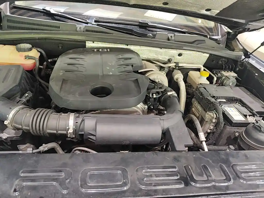 Roewe RX8 2018 2018 30T Internet-connected 2WD Ultimate Edition