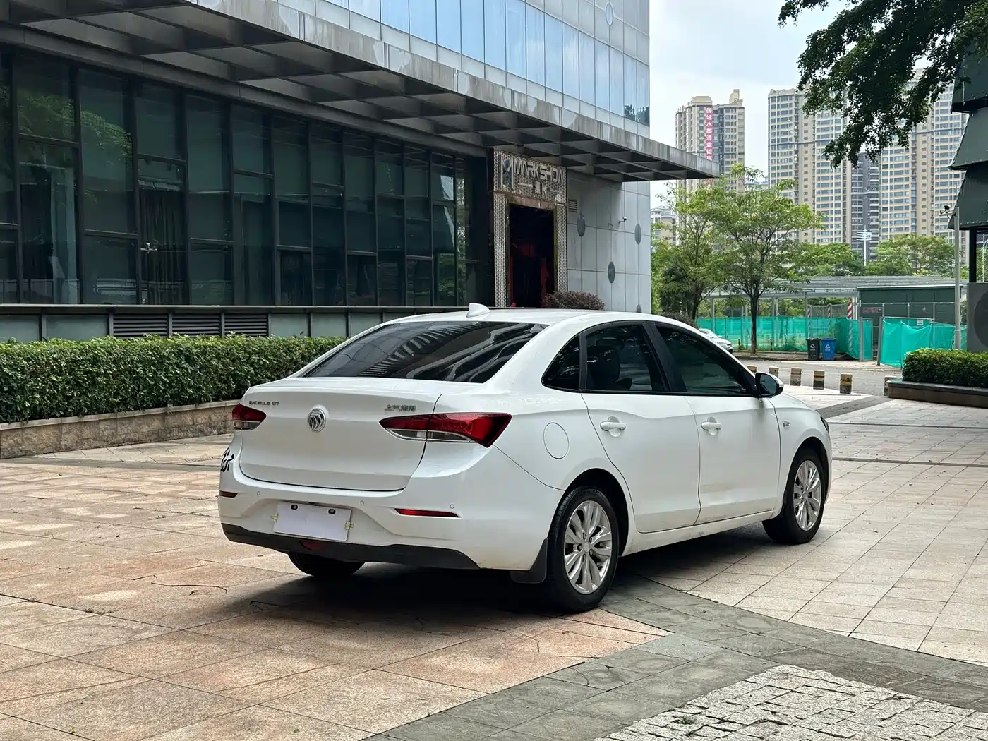 Buick Excelle 2019 15T DCT Connected Elite Type China VI фото 20