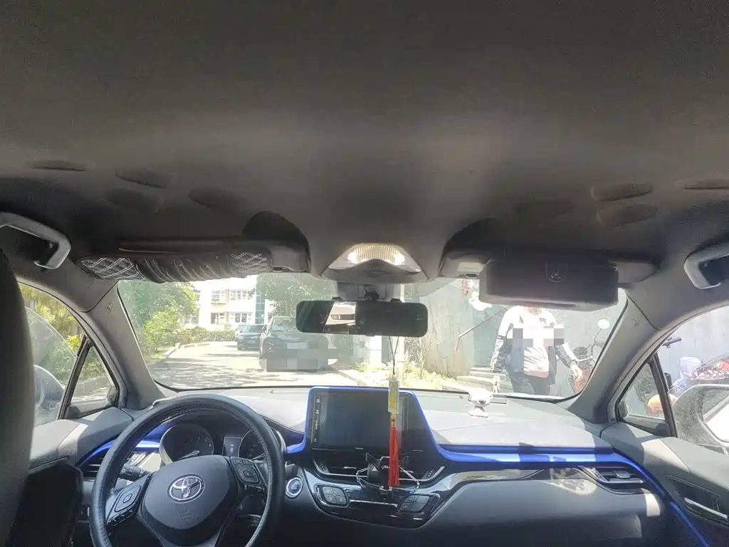 Toyota IZOA 2018 2.0L Yichi Edition China V фото 9