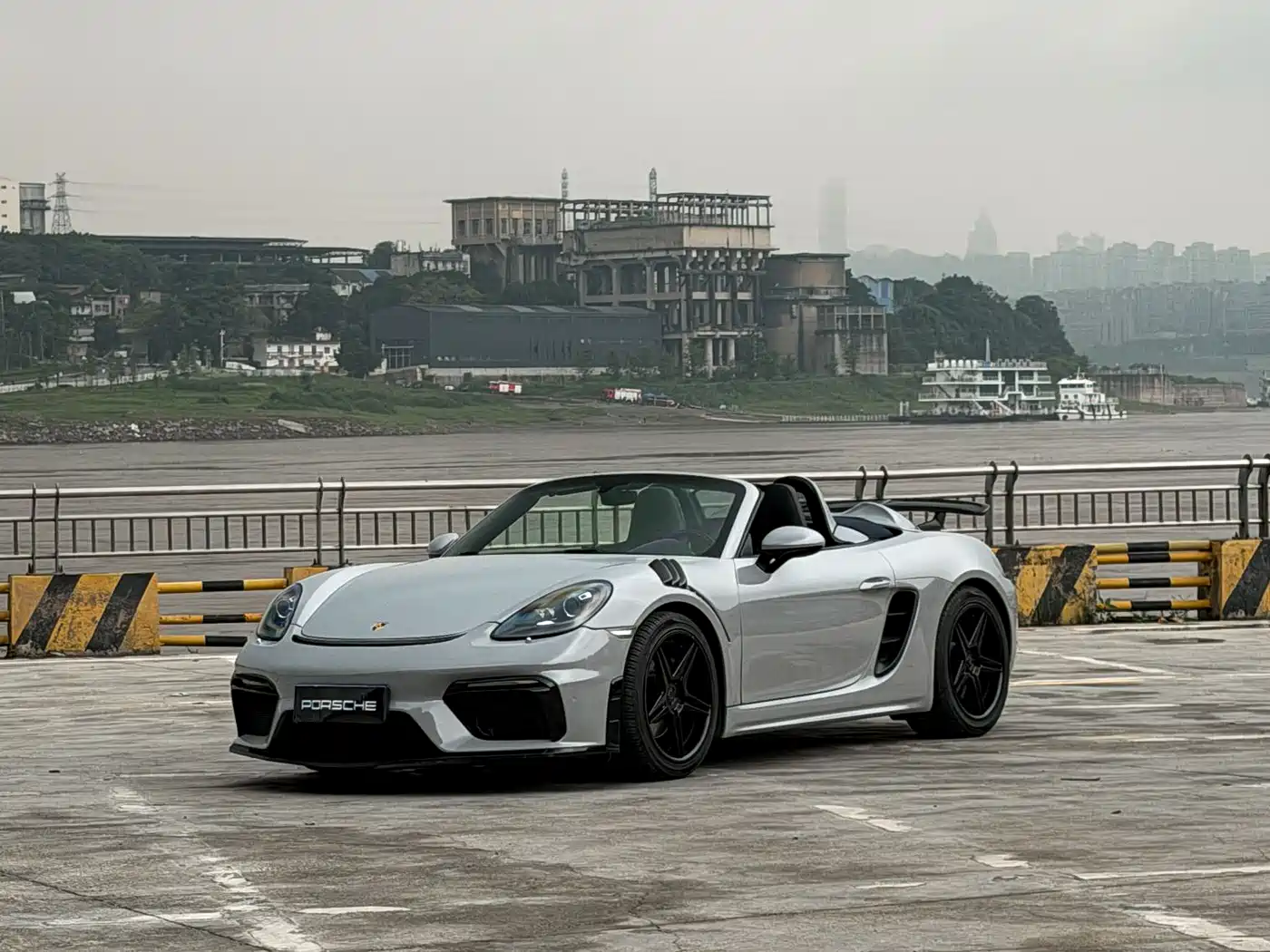 Porsche 718 2016 Boxster 2.0T фото 3