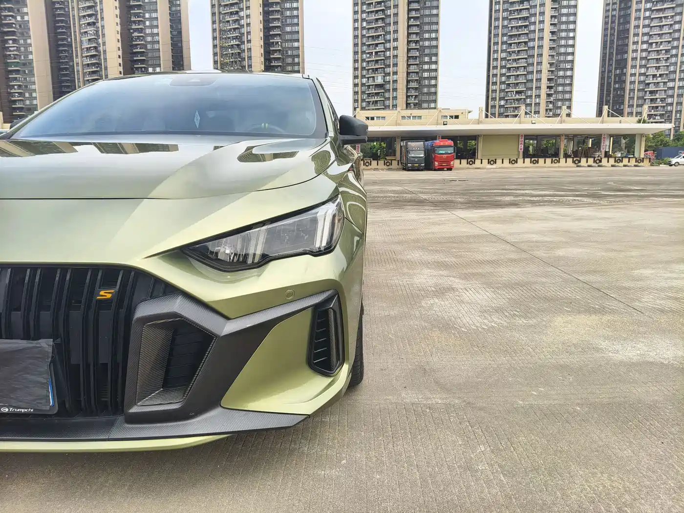 GAC Trumpchi Trumpchi Emkoo 2022 270T DCT J16 Galaxy Fighter Edition фото 17