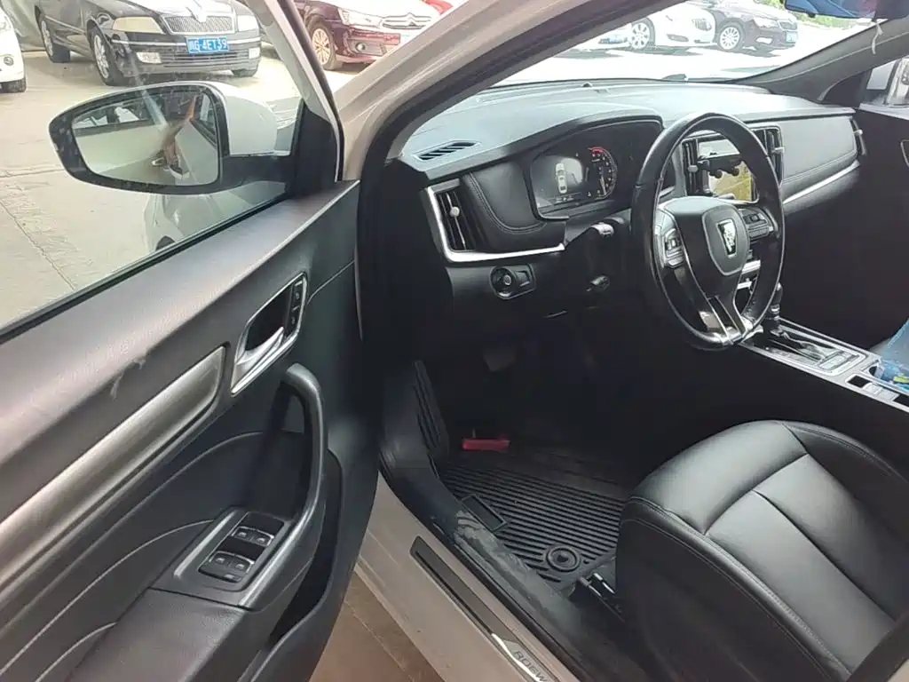 Roewe i6 2017 2017 20T Auto Internet Smart Premium Edition