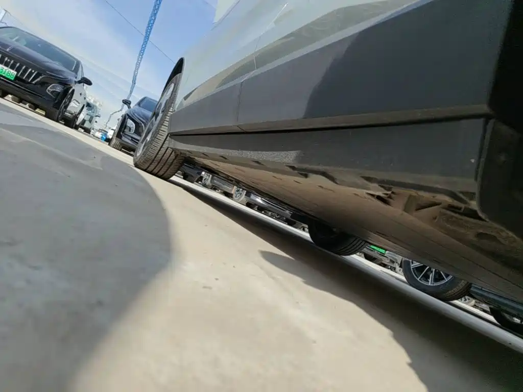 Volvo EX30 2024 2025 RWD Long Range Ultra