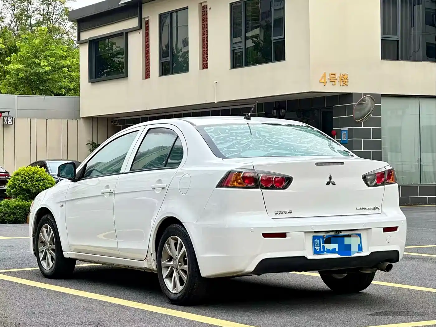 Mitsubishi Lancer EX 2015 2013 Fashion Edition 1.8L CVT Comfort